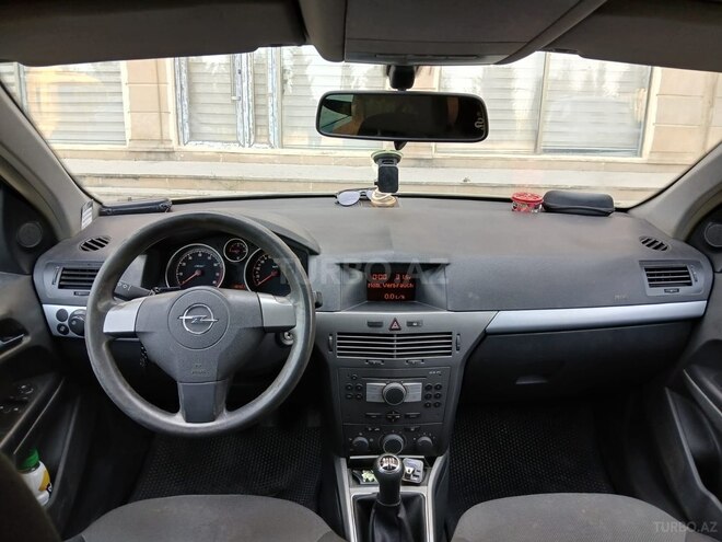 Opel Astra 2004, 206,000 km - 1.4 l - Bakı
