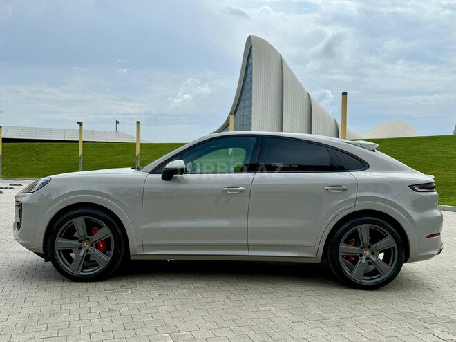Porsche Cayenne Coupe 2023, 37,000 km - 3.0 l - Bakı