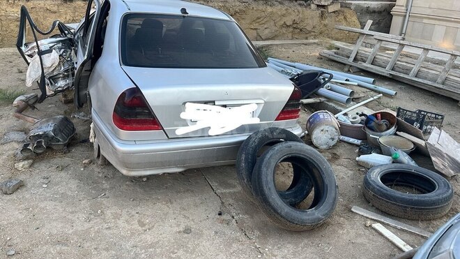 Mercedes C 240 1998, 320,000 km - 2.4 l - Sumqayıt