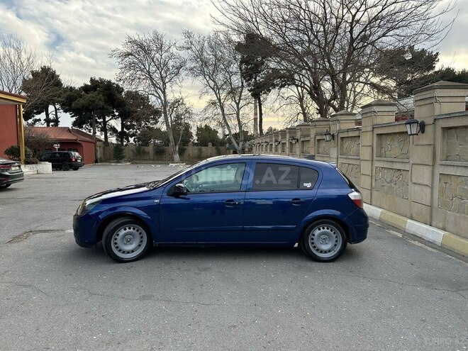 Opel Astra 2004, 250,000 km - 1.4 l - Bakı