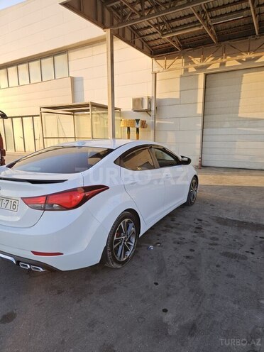 Hyundai Elantra 2015, 160,000 km - 1.8 l - Bakı