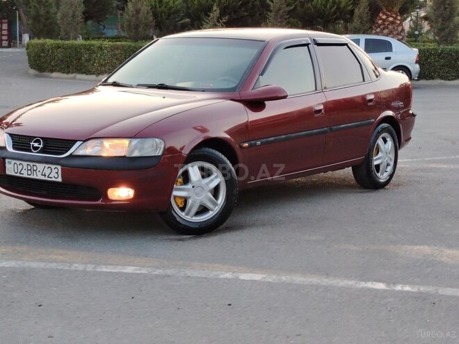 Opel Vectra 1995, 302,000 km - 2.0 l - Sumqayıt