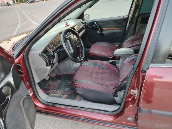 Opel Vectra 1995, 302,000 km - 2.0 l - Sumqayıt
