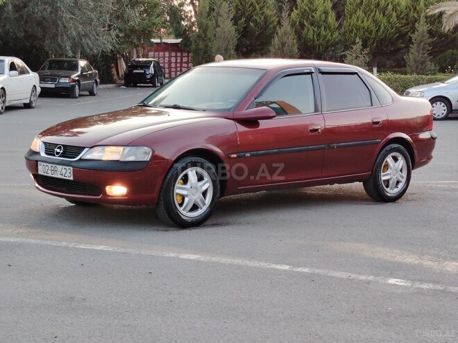 Opel Vectra 1995, 302,000 km - 2.0 l - Sumqayıt