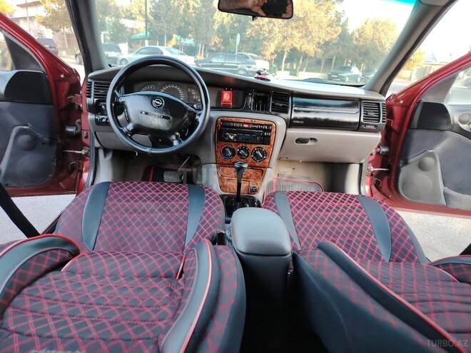 Opel Vectra 1995, 302,000 km - 2.0 l - Sumqayıt