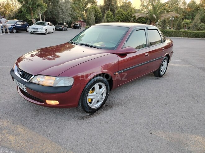 Opel Vectra 1995, 302,000 km - 2.0 l - Sumqayıt