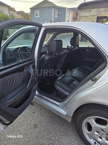 Mercedes E 220 2001, 440,000 km - 2.2 l - Bakı