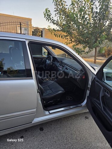 Mercedes E 220 2001, 440,000 km - 2.2 l - Bakı