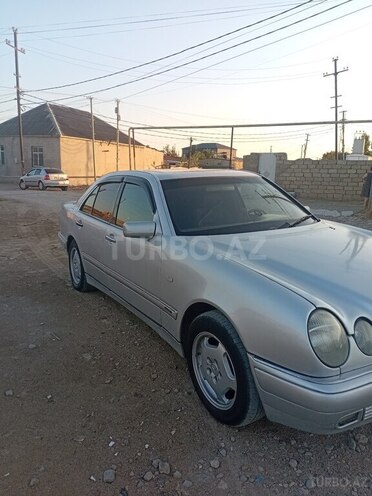 Mercedes E 220 1998, 677,000 km - 2.2 l - Bakı