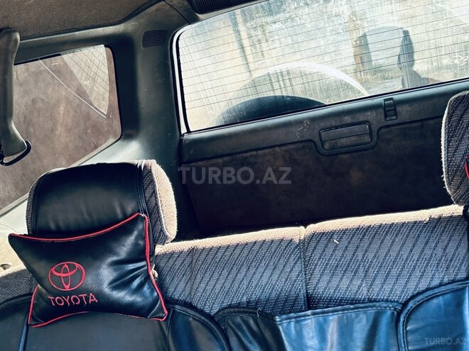 Toyota Hilux Surf 1992, 220,000 km - 2.4 l - Bakı