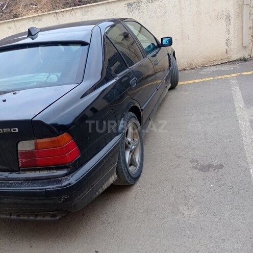 BMW 320 1995, 485,670 km - 2.0 l - Beyləqan