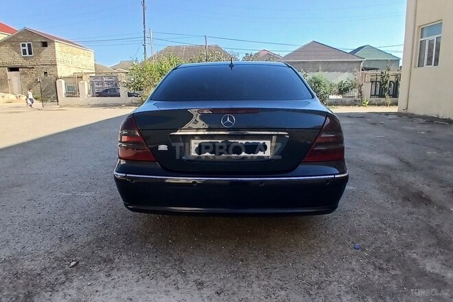 Mercedes E 220 2002, 430,000 km - 2.2 l - Bakı