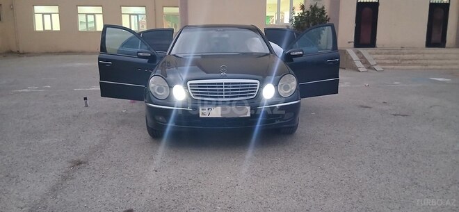 Mercedes E 220 2002, 430,000 km - 2.2 l - Bakı