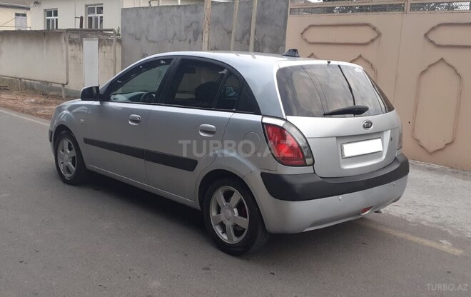 Kia Rio 2007, 370,000 km - 1.5 л - Biləsuvar