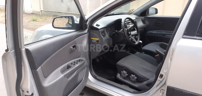 Kia Rio 2007, 370,000 km - 1.5 л - Biləsuvar