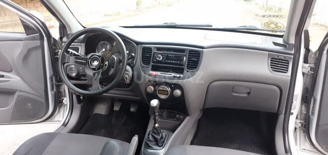 Kia Rio 2007, 370,000 km - 1.5 л - Biləsuvar
