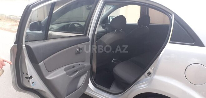 Kia Rio 2007, 370,000 km - 1.5 л - Biləsuvar