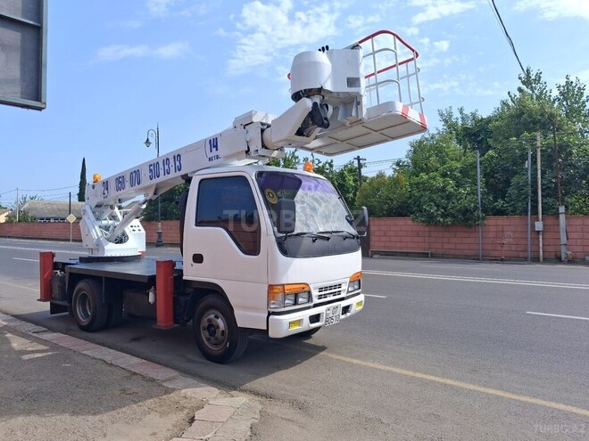 Isuzu NHR 55 E 2008, 354,701 km - 2.8 л - Astara
