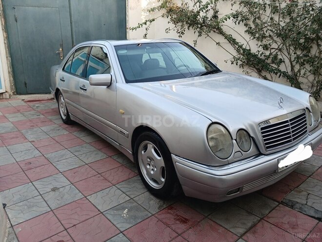 Mercedes E 240 1997, 400,000 km - 2.4 l - Bakı