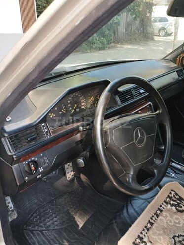 Mercedes E 280 1993, 400,000 km - 2.8 l - Bakı