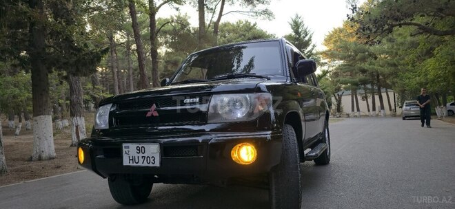 Mitsubishi Pajero io 1999, 265,645 km - 1.8 л - Sumqayıt