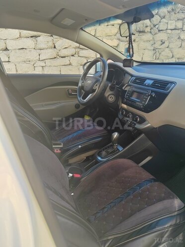 Kia Rio 2017, 214,000 km - 1.6 l - Bakı