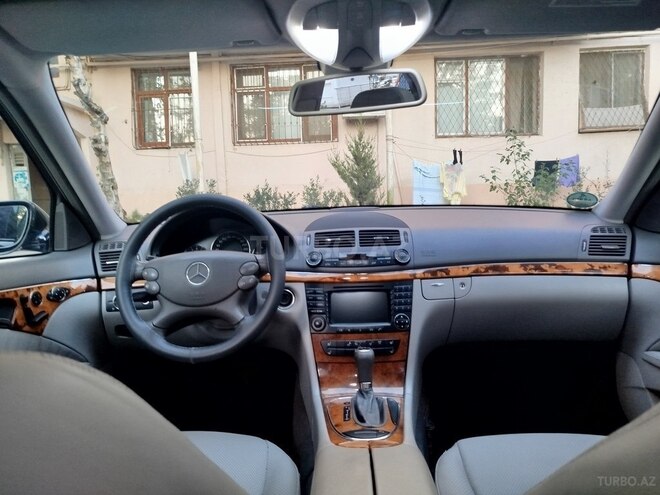 Mercedes E 220 2006, 335,000 km - 2.2 l - Bakı