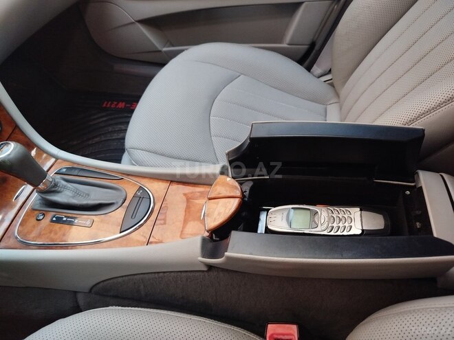 Mercedes E 220 2006, 335,000 km - 2.2 l - Bakı