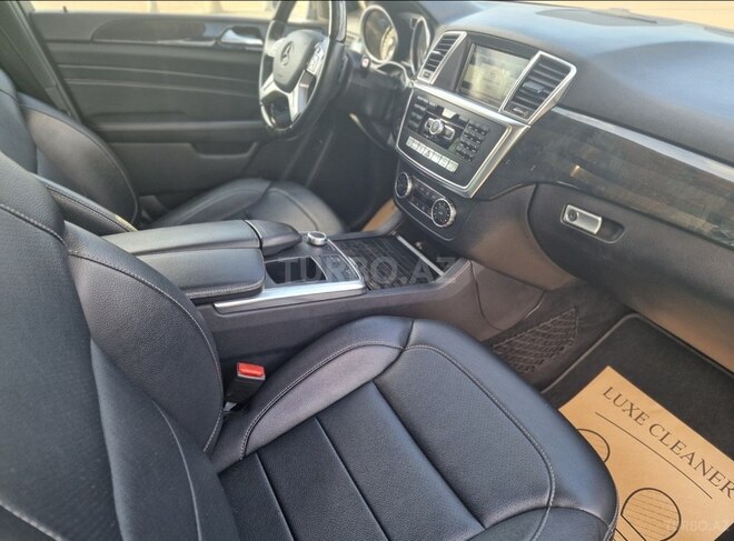 Mercedes ML 400 4MATIC 2014, 93,400 km - 3.0 л - Bakı