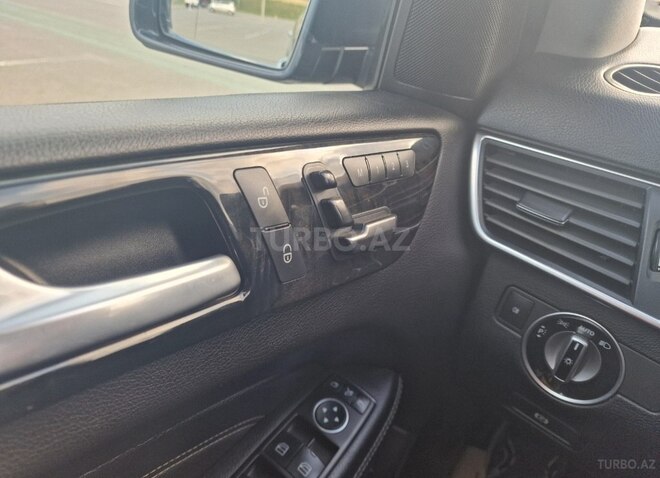 Mercedes ML 400 4MATIC 2014, 93,400 km - 3.0 л - Bakı