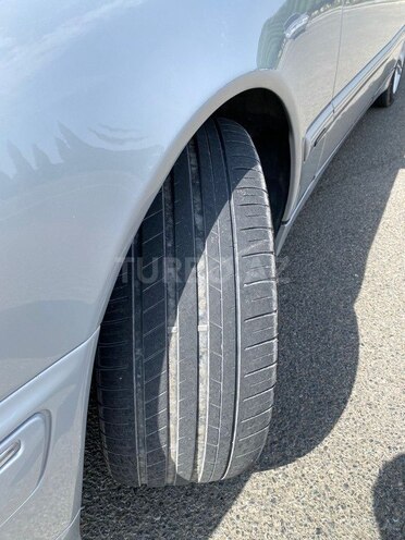 Mercedes E 240 2000, 285,000 km - 2.6 l - Gəncə