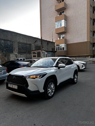 Toyota Corolla Cross 2024, 17,000 km - 2.0 l - Bakı