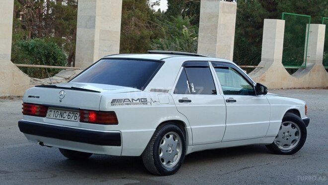 Mercedes 190 1992, 245,000 km - 2.0 л - Bərdə