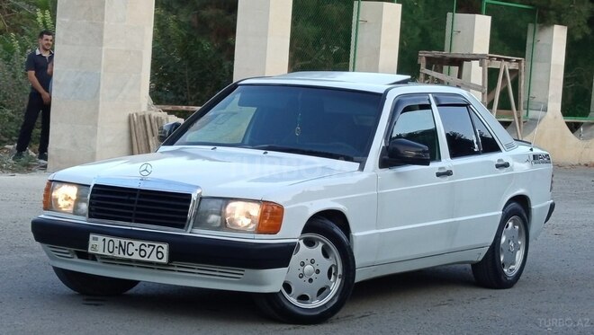 Mercedes 190 1992, 245,000 km - 2.0 л - Bərdə