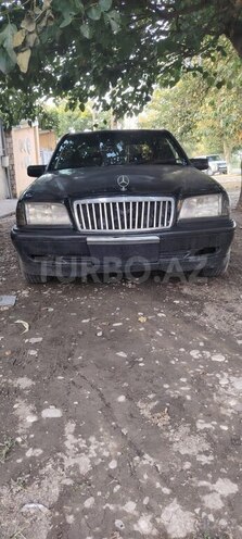 Mercedes C 180 1993, 200,000 km - 1.8 l - Xaçmaz