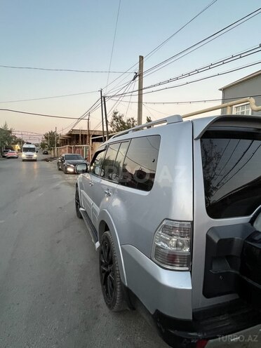 Mitsubishi Pajero 2007, 290,000 km - 3.5 l - Bakı