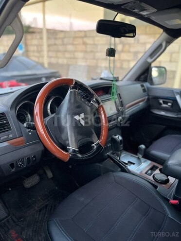 Mitsubishi Pajero 2007, 290,000 km - 3.5 l - Bakı