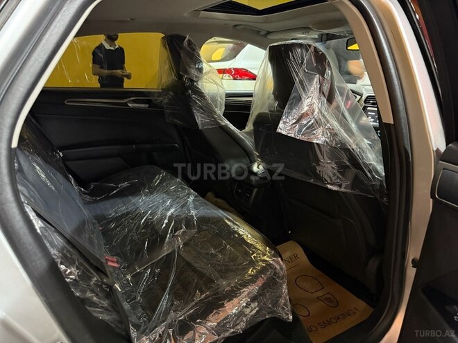 Ford Fusion (North America) 2014, 124,000 km - 1.5 л - Sumqayıt