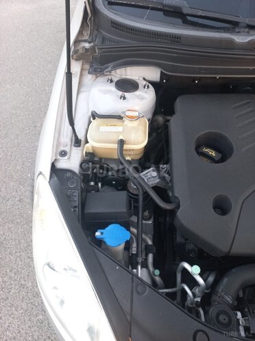 Kia  2008, 295,506 km - 1.6 l - Bakı