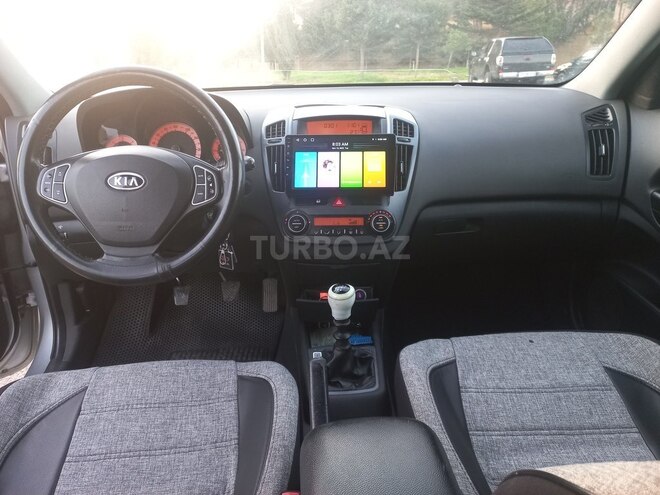 Kia  2008, 295,506 km - 1.6 l - Bakı