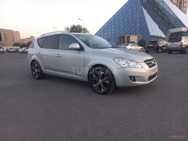Kia  2008, 295,506 km - 1.6 l - Bakı