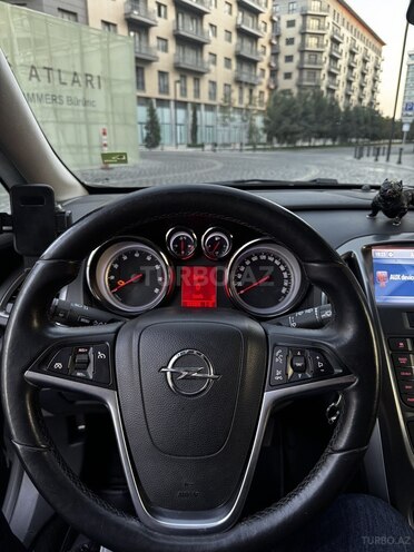 Opel Astra 2011, 220,000 km - 1.4 l - Bakı