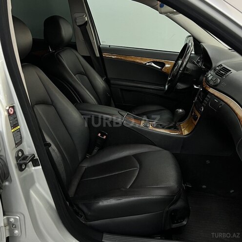 Mercedes E 220 2007, 317,000 km - 2.2 l - Sumqayıt