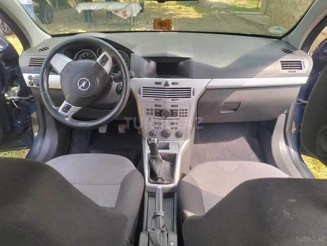 Opel Astra 2009, 334,919 km - 1.4 l - Şamaxı