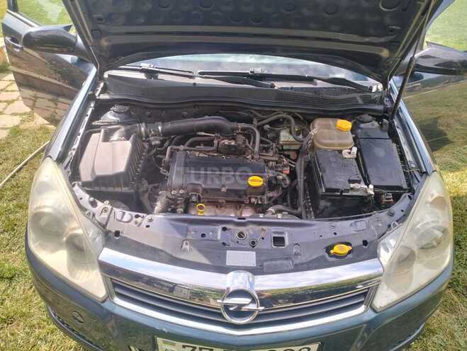 Opel Astra 2009, 334,919 km - 1.4 l - Şamaxı