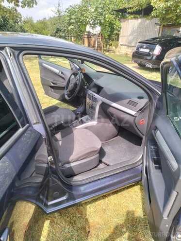 Opel Astra 2009, 334,919 km - 1.4 l - Şamaxı