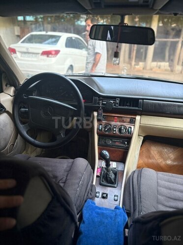 Mercedes E 200 1994, 100,000 km - 2.0 л - Bakı