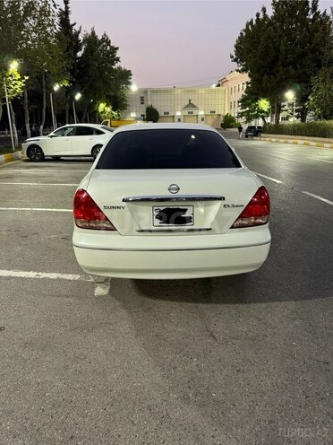 Nissan Sunny 2008, 225,000 km - 1.6 л - Bakı