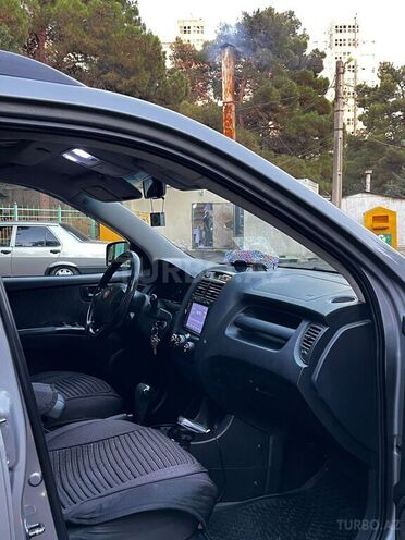 Kia Sportage 2006, 281,635 km - 2.0 l - Bakı