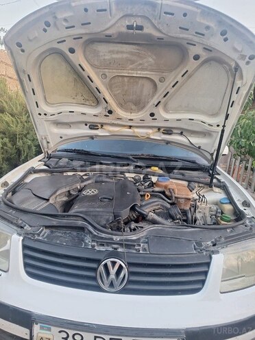 Volkswagen Passat 1998, 300,005 km - 1.8 л - Bakı